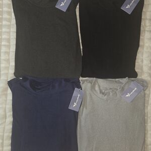 Set of Four Crew Neck Longsleeve T-Shirts in Black, Gray, and Blue